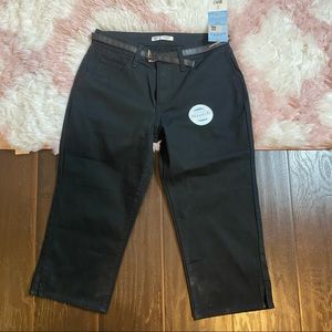 NWT Riders by Lee Mid Rise Capri Black Jeans Women's Size 6